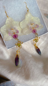 Orchid Nouveau White Wing Set with 14k Gold Coated Hooks for Sensitive Ears